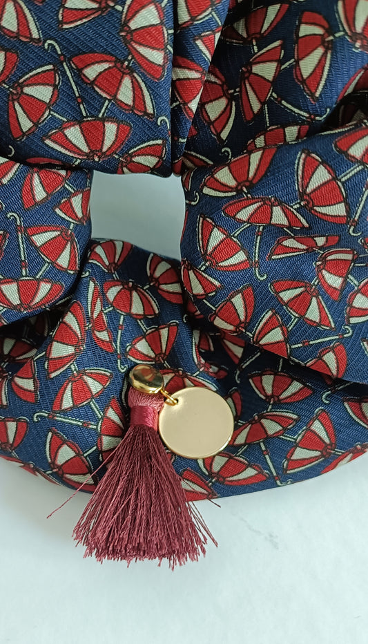 Chouchou 100% soie et médaillon plaqué or 18K