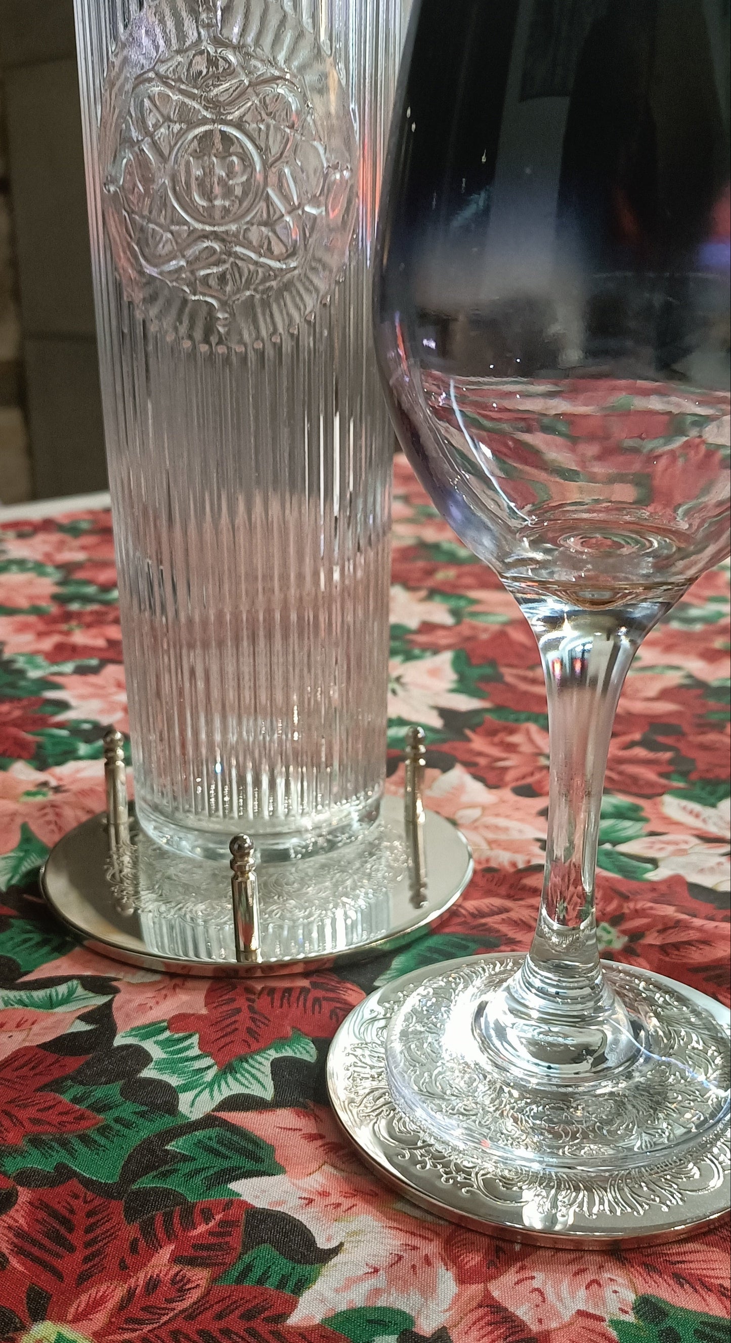 Sous-verres et support en métal argenté 80's