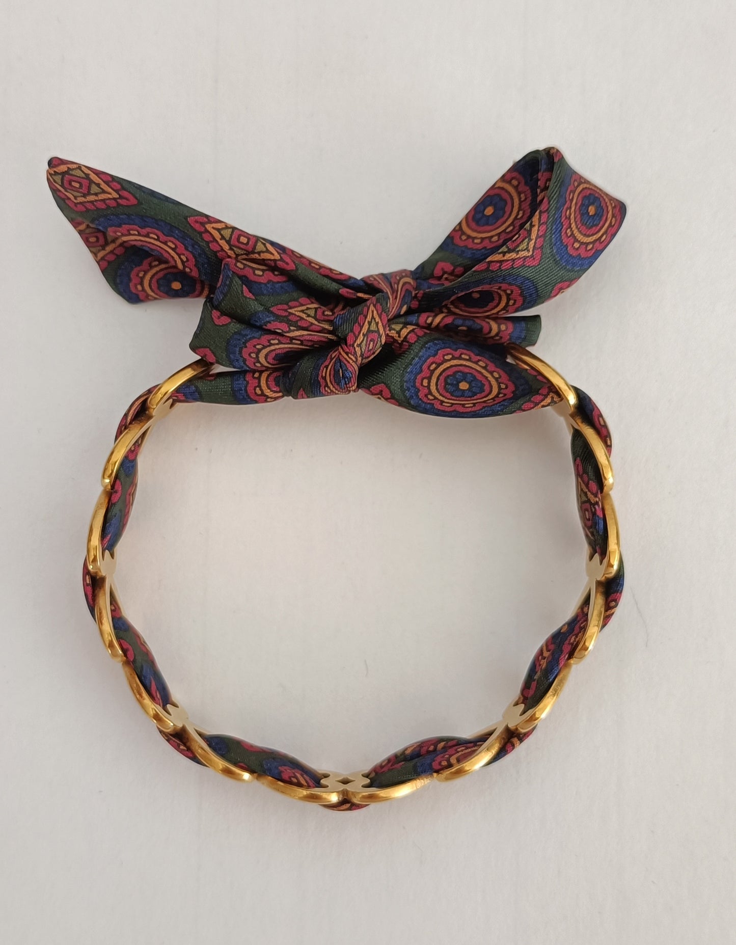 Bracelet plaqué or coeur & son ruban soie