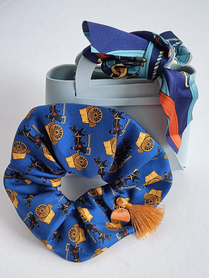 Chouchou 100% soie et médaillon plaqué or 18K