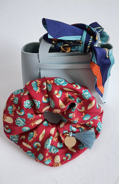 Chouchou 100% soie et médaillon plaqué or 18K