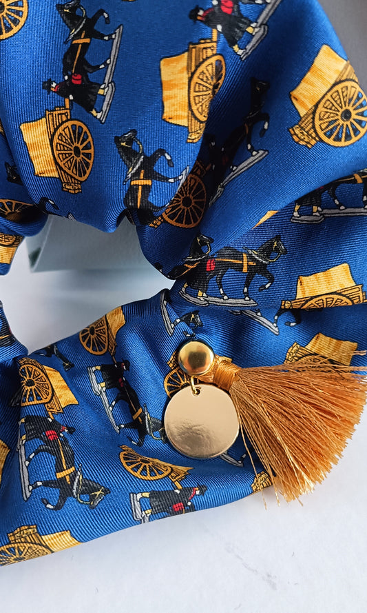 Chouchou 100% soie et médaillon plaqué or 18K