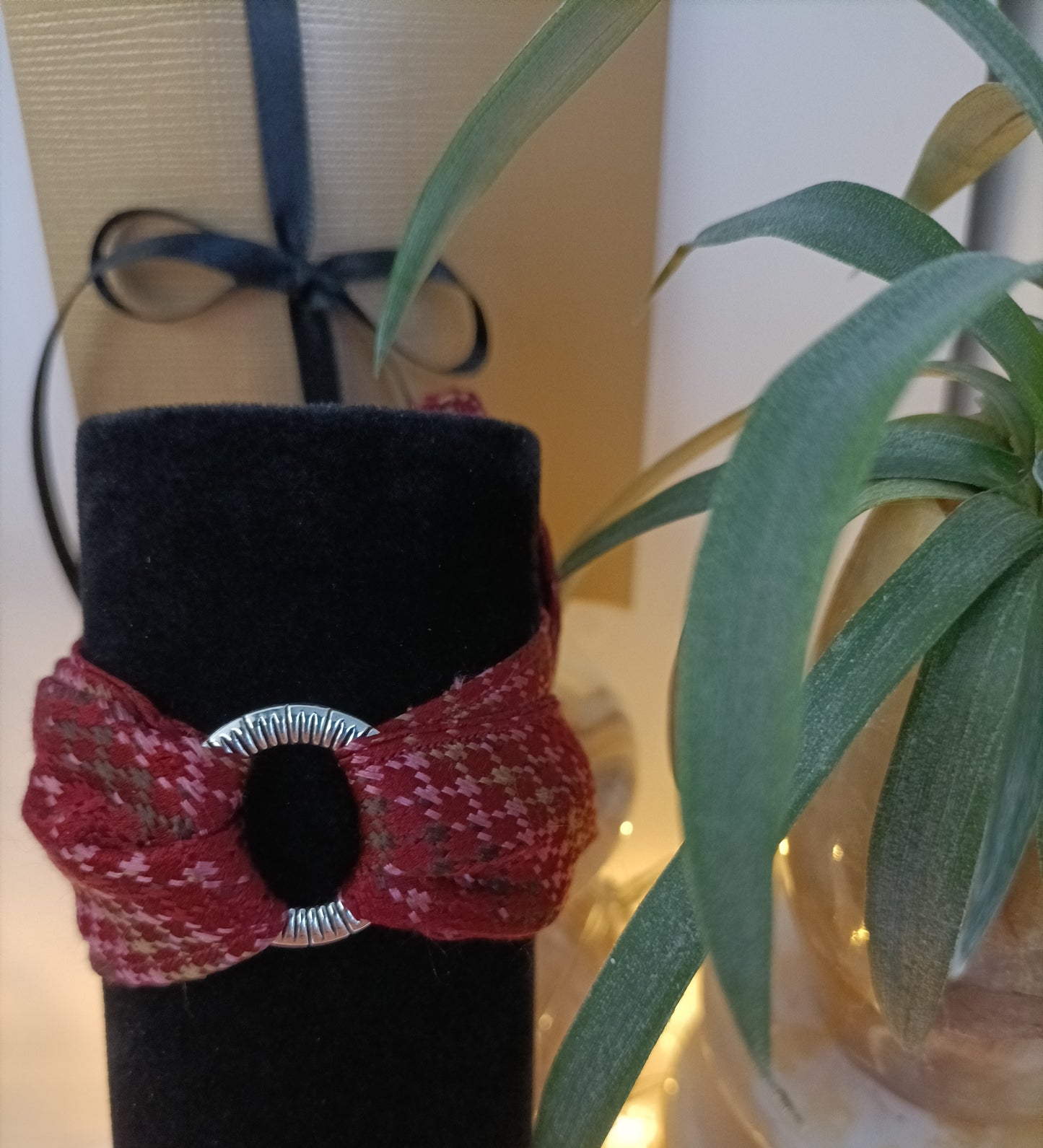 Bracelet 100% soie et son anneau design