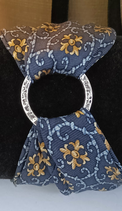 Bracelet 100% soie et son anneau design