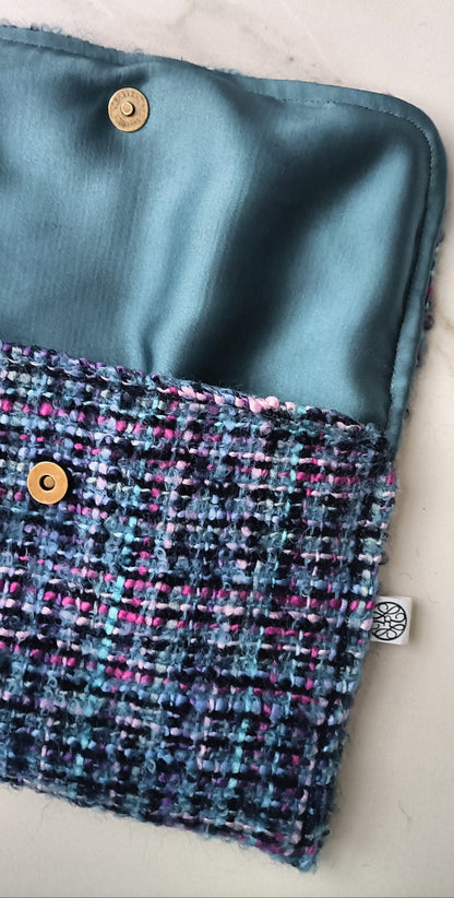 Pochette de soirée en tweed et satin
