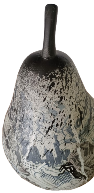 Sculpture Poire Pop Art – Édition BD Noir & Blanc