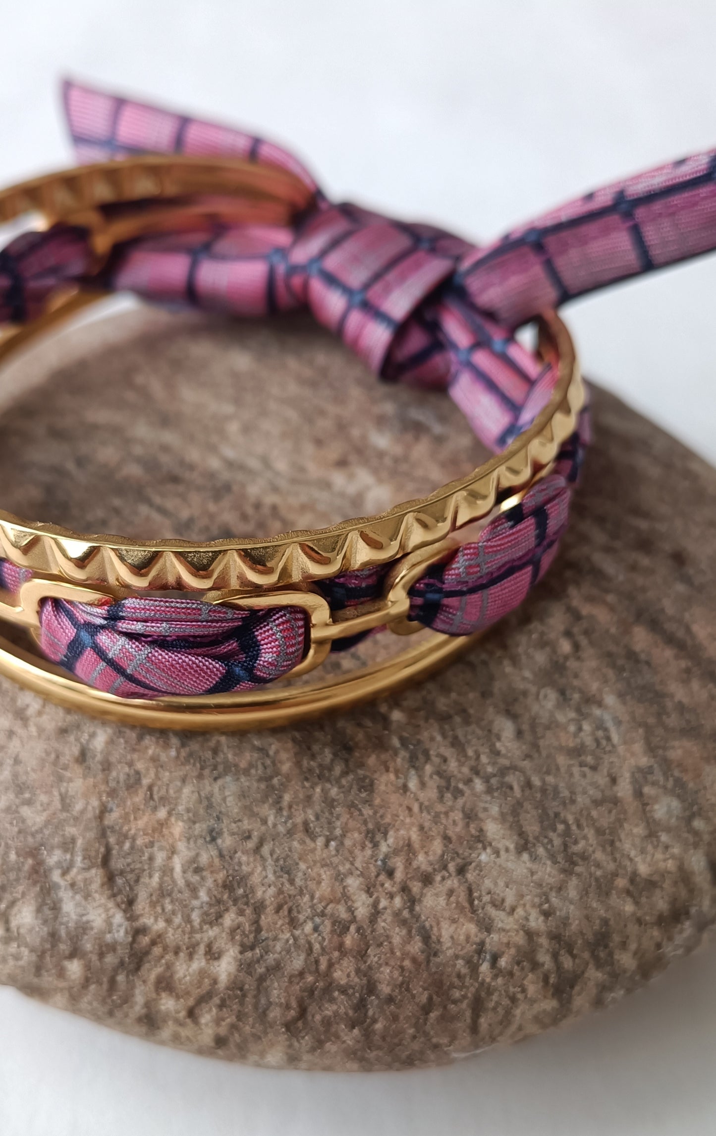 Bracelet plaqué or & son ruban soie "Dolce Vita"