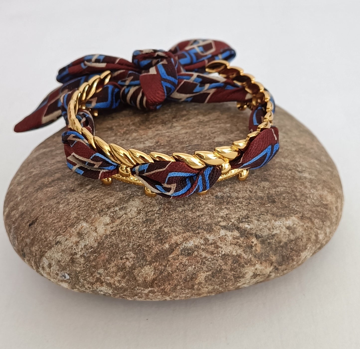 Bracelet plaqué or & son ruban soie