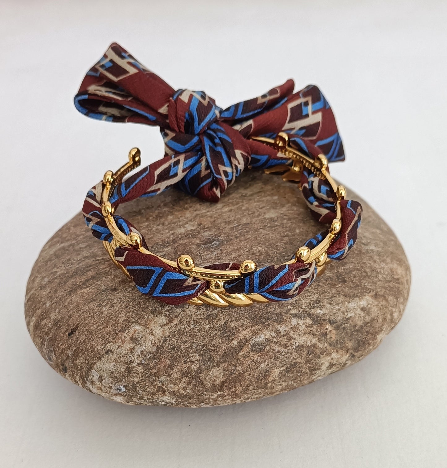 Bracelet plaqué or & son ruban soie