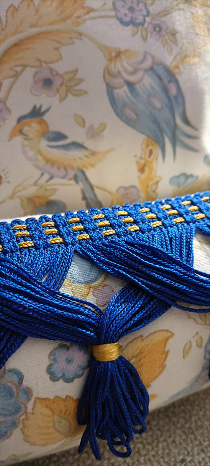 Coussin oiseaux et fleurs - bleu & ocre