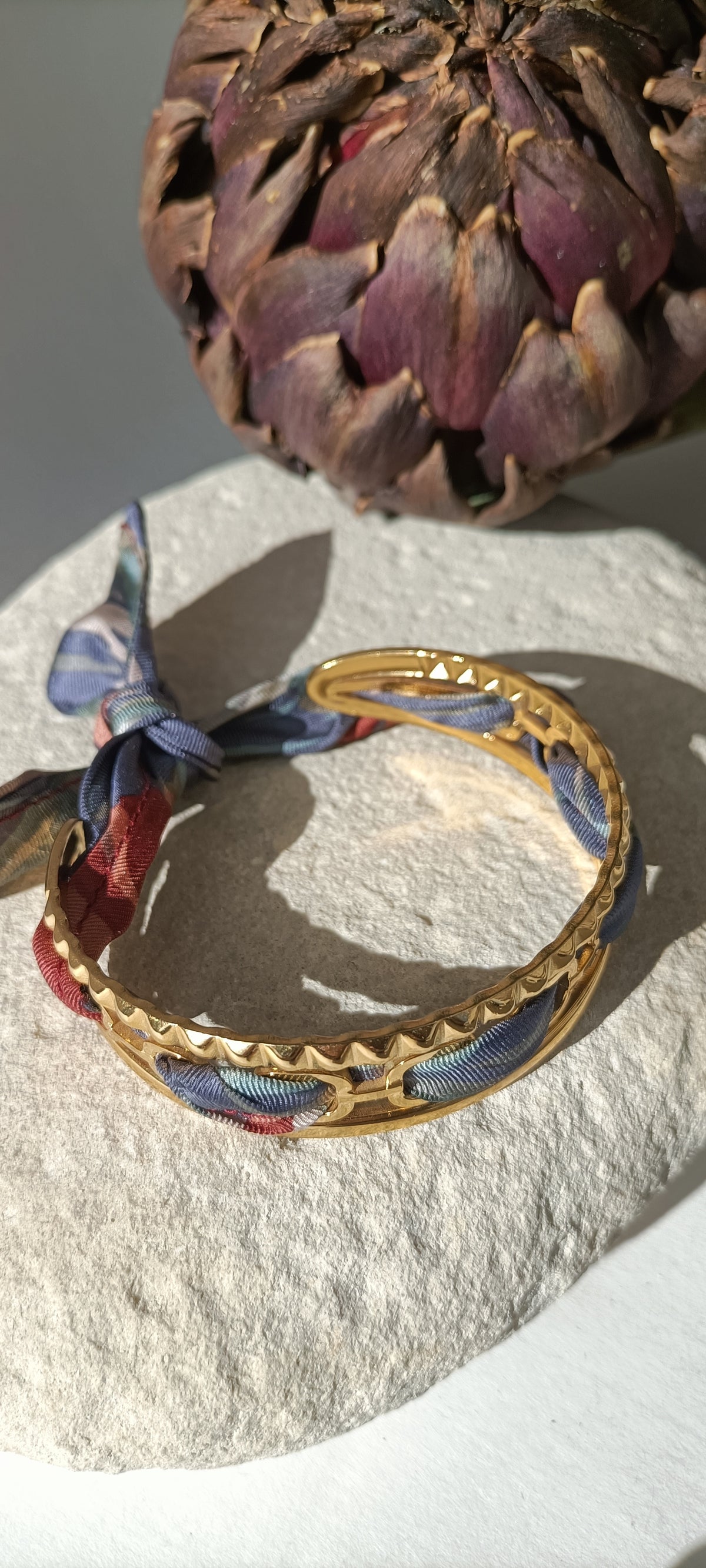 Bracelet plaqué or Iconique & soie grise/bordeaux
