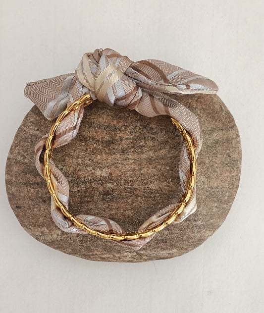 Bracelet plaqué or & son ruban soie