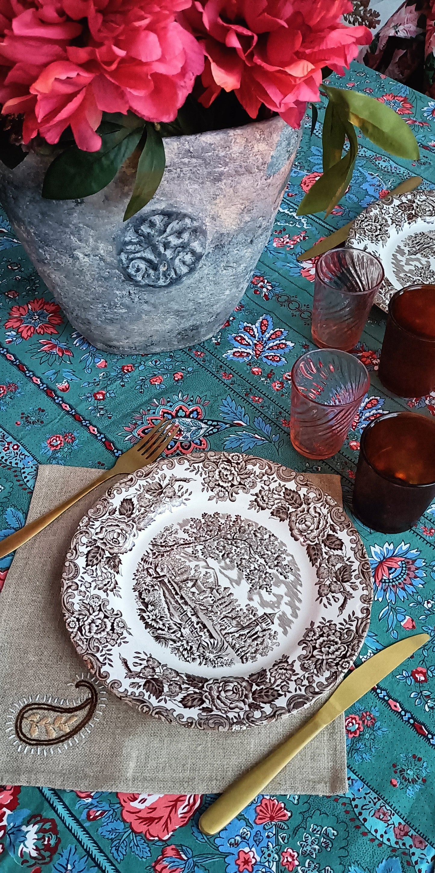 Set de 4 serviettes motif "Cachemire" en lin brodé