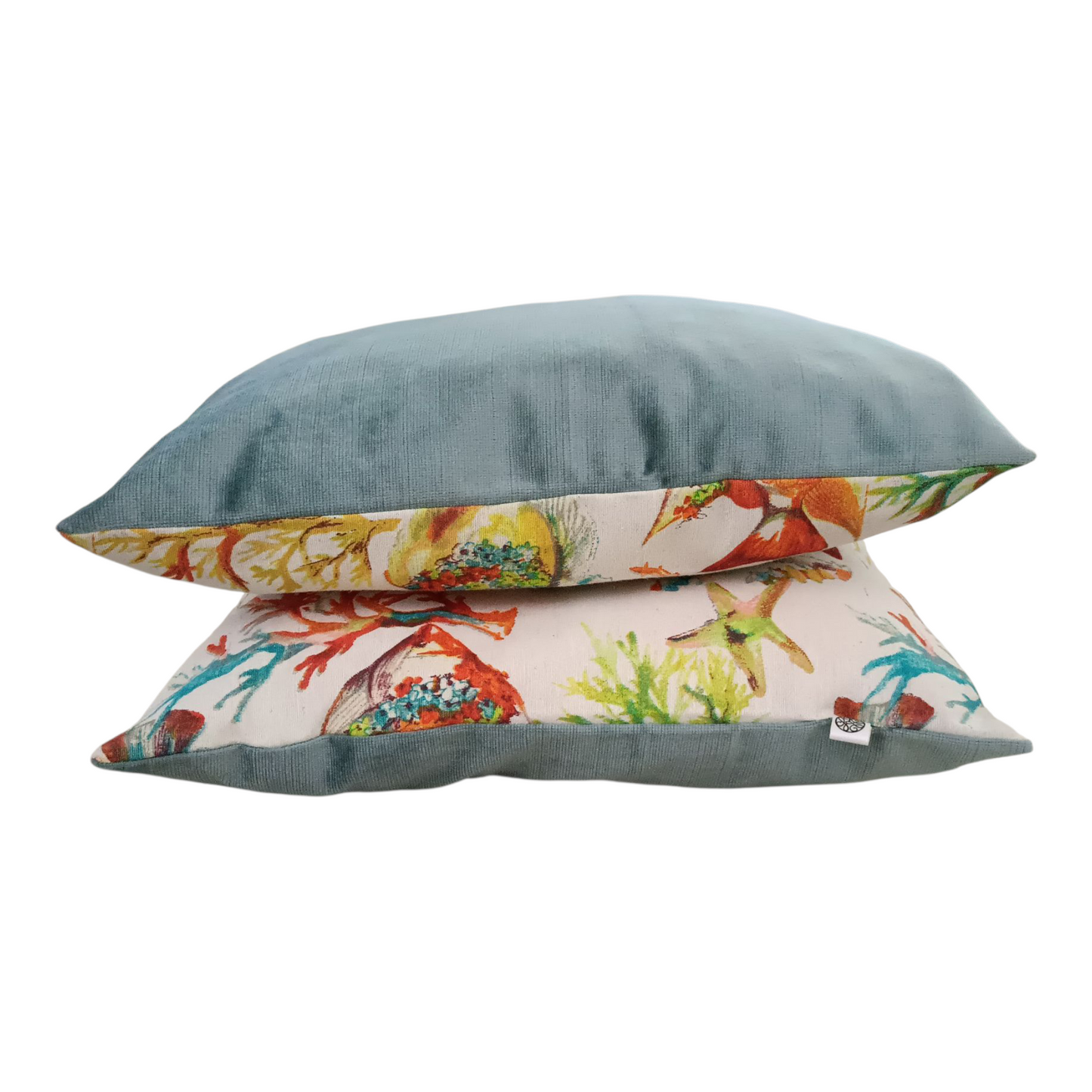 Coussin motifs marins et velours bleu