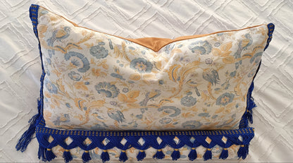 Coussin oiseaux et fleurs - bleu & ocre
