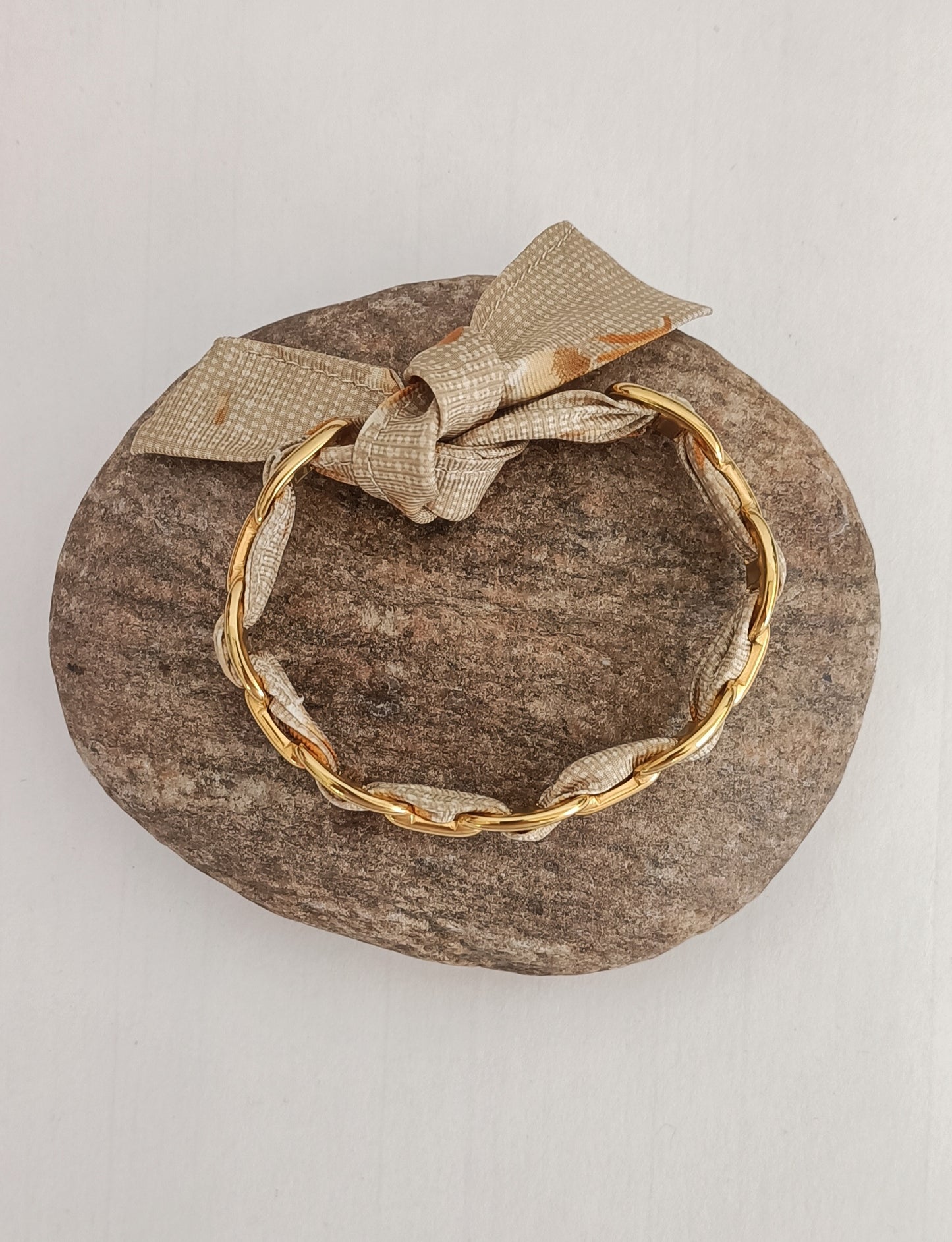 Bracelet plaqué or & son ruban soie