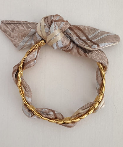 Bracelet plaqué or & son ruban soie