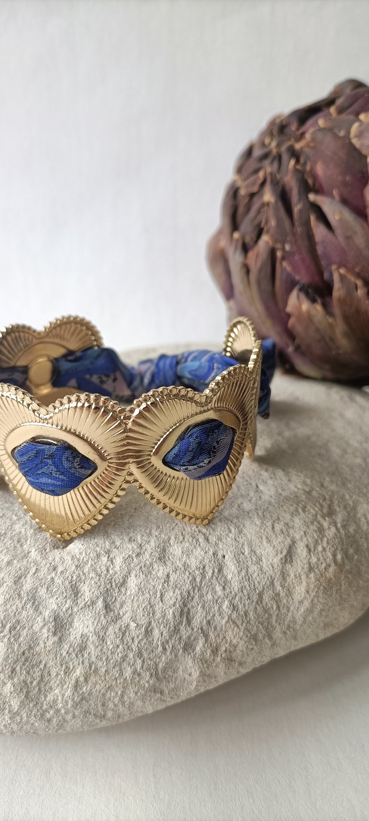 Manchette plaqué or Coeur - Soie bleue